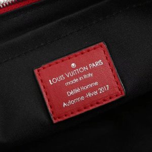 Сумка на пояс Louis Vuitton Supreme