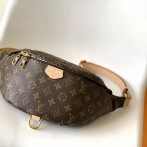 Сумка на пояс Louis Vuitton Bumbag