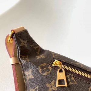 Сумка на пояс Louis Vuitton Bumbag