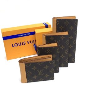 Бумажник Louis Vuitton MULTIPLE