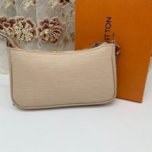 Сумка Louis Vuitton Easy Pouch