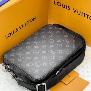 Сумка Louis Vuitton Trio Messenger