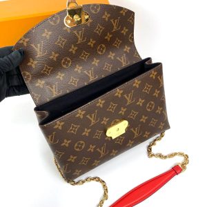 Сумка Louis Vuitton Saint Placide