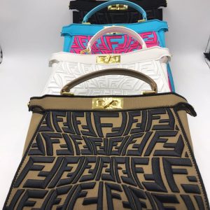 Сумка Fendi Peekaboo