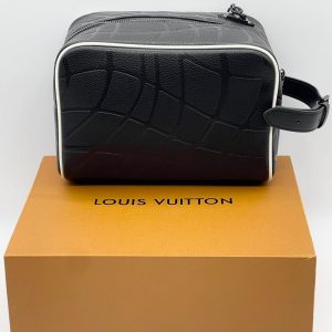 Несессер Louis Vuitton Dopp Kit