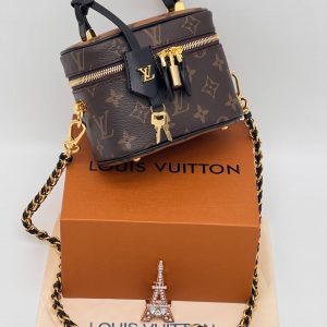 Сумка-косметичка Louis Vuitton