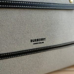 Сумка Burberry Pocket
