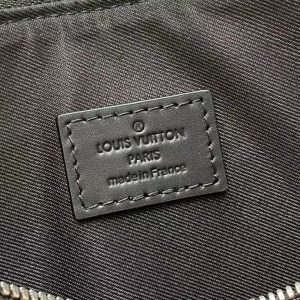 Клатч Louis Vuitton Voyage