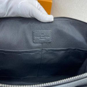 Сумка-портфель Louis Vuitton Lock It Tote