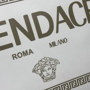 Сумка коллаборация Fendi Sunshine и Versace