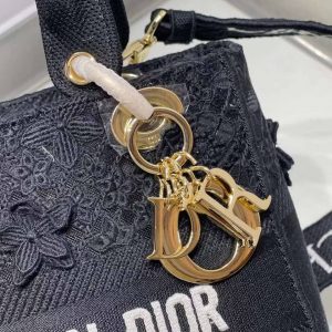 Сумка Dior Lady D-Lite